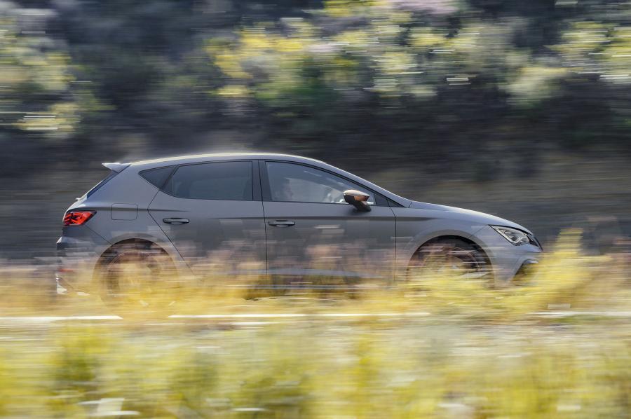  Seat Leon Cupra R (5F) 2017 года  (WW) (фото 40 из 40)